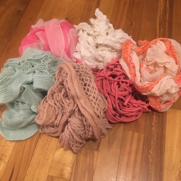 Scarf bundle - Picture 1 of 3